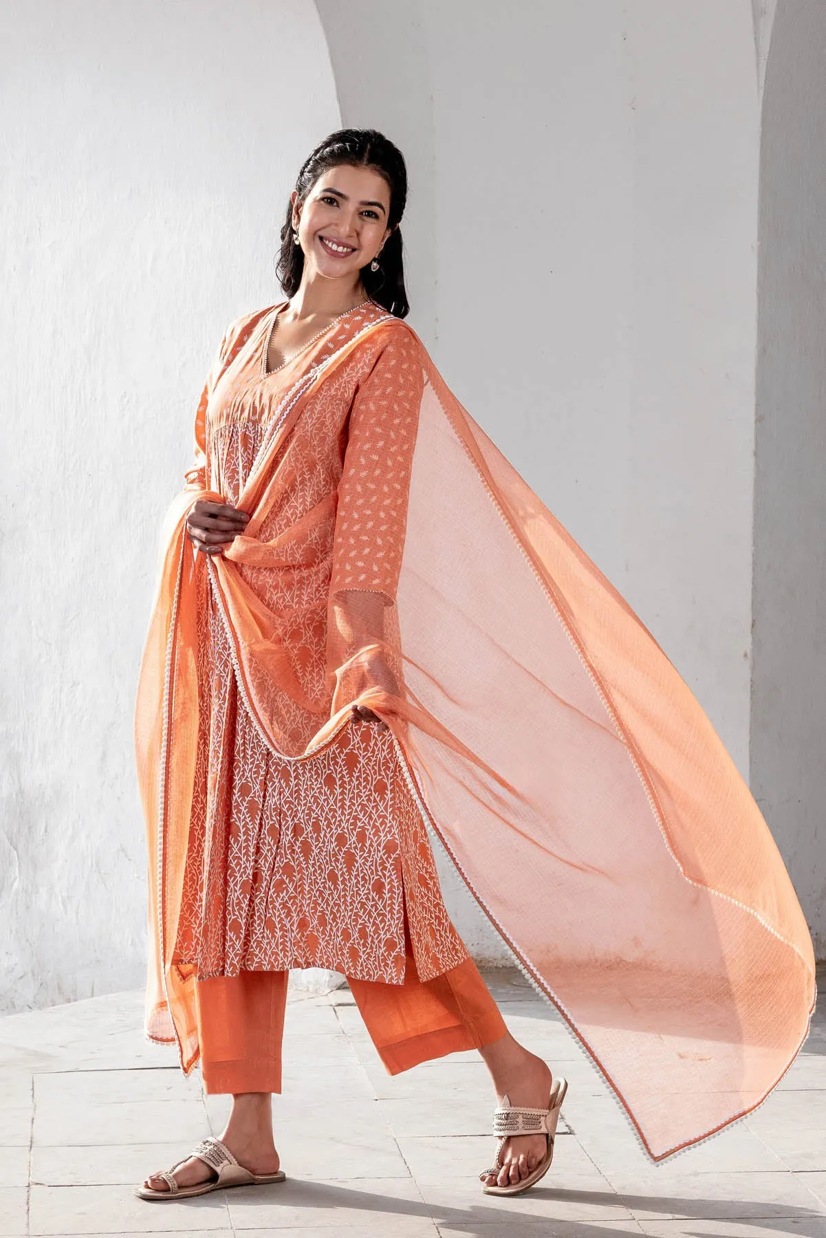 Khubani Chunakhadi Kurta